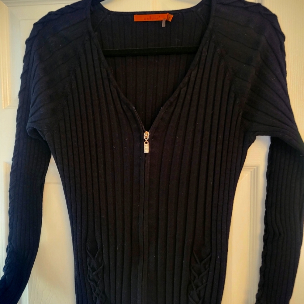 Zip sweater
